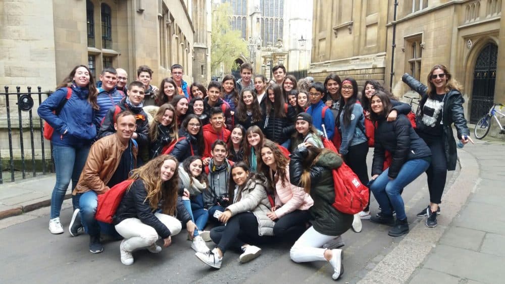 Mensaje de Asociación Carcajada de su viaje a Bury St. Edmunds (Inglaterra)