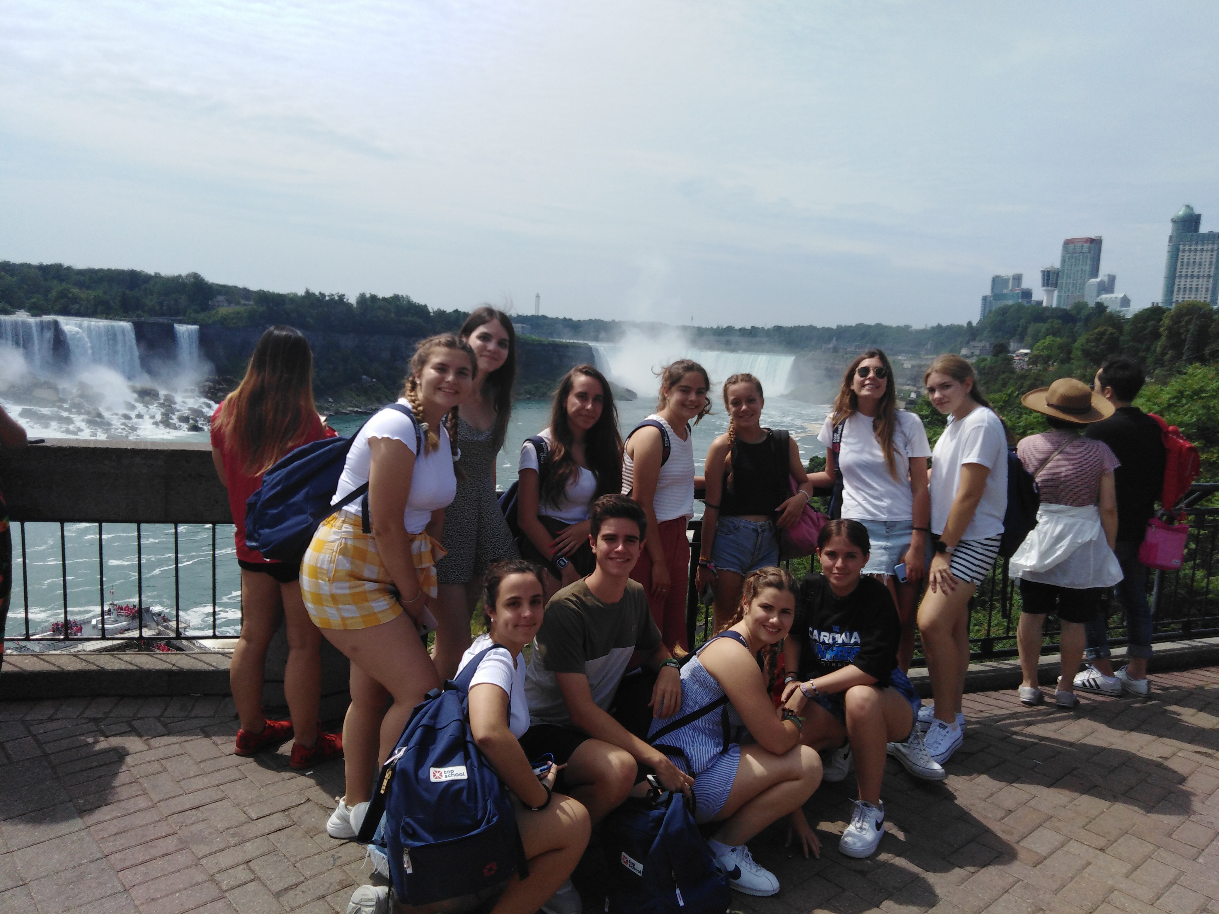 Disfrutando como enanos en Niágara y las colchonetas 3 Disfrutando como enanos en Niágara y las colchonetas 3