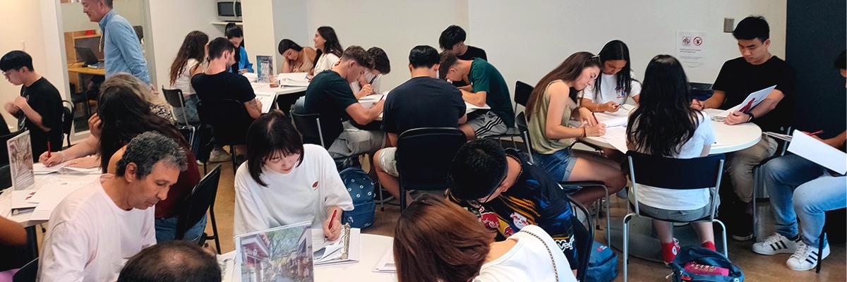 Desde Toronto con amor - 2023 6 Grupo Toronto 2023 en clase de inglés