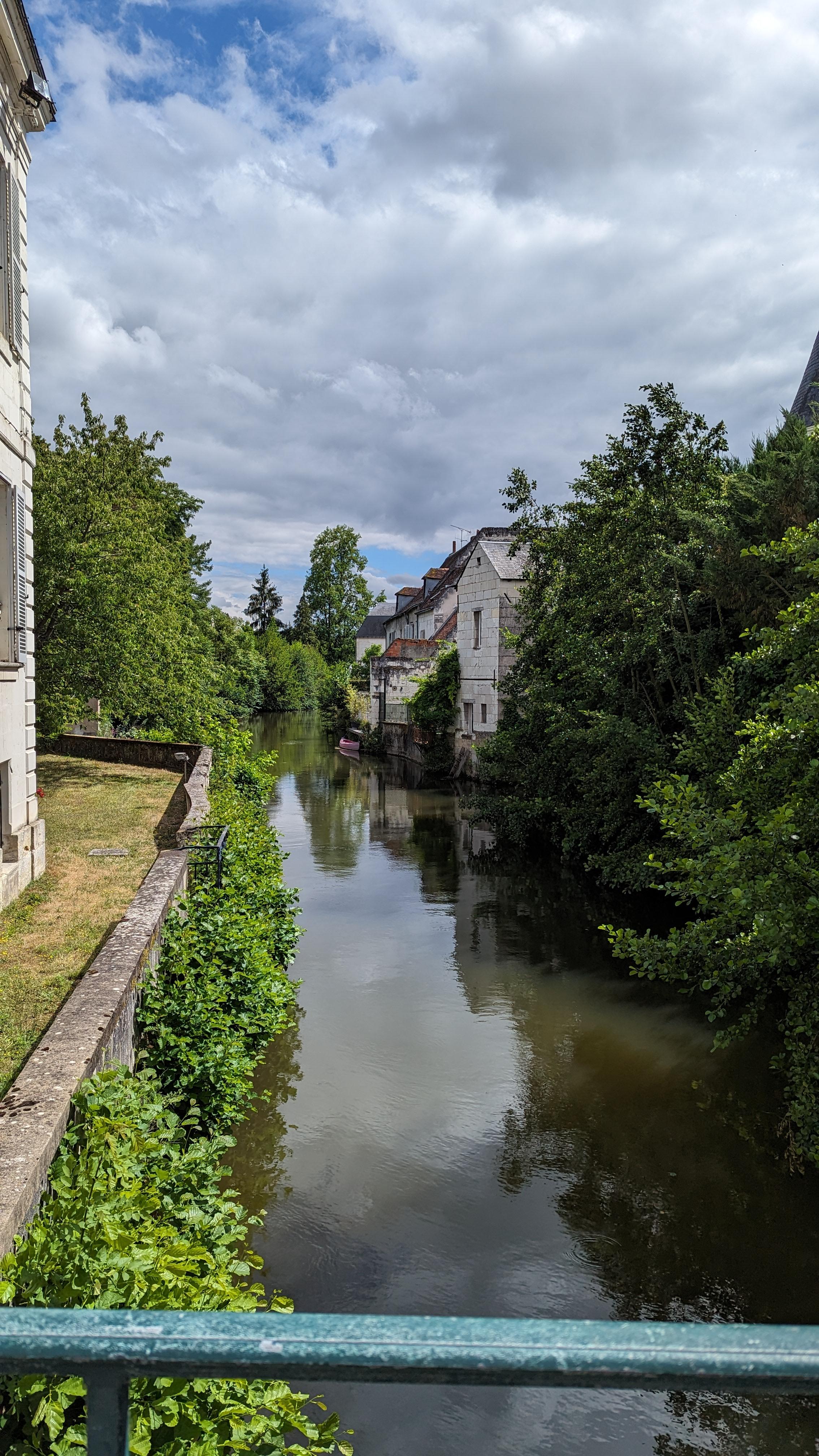 Valle de Loira 1 – Vuelo, traslado y llegada