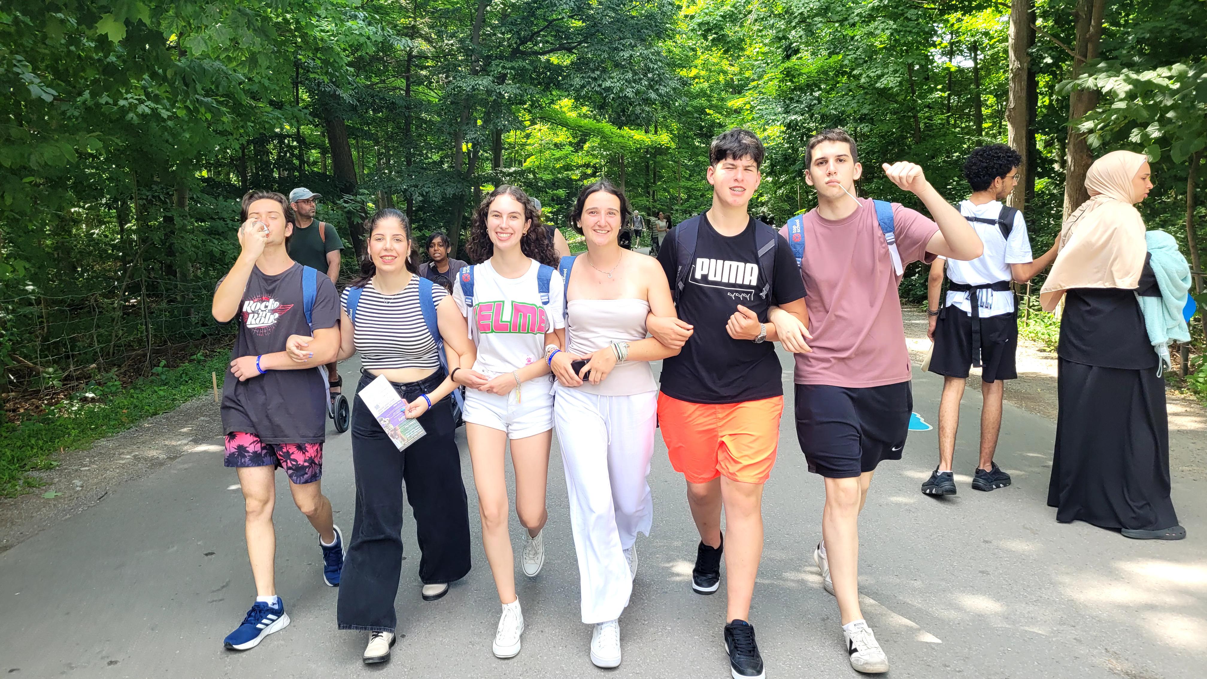 ’24 Toronto 2 – ROM, High Park, Zoo y festivales en las calles.