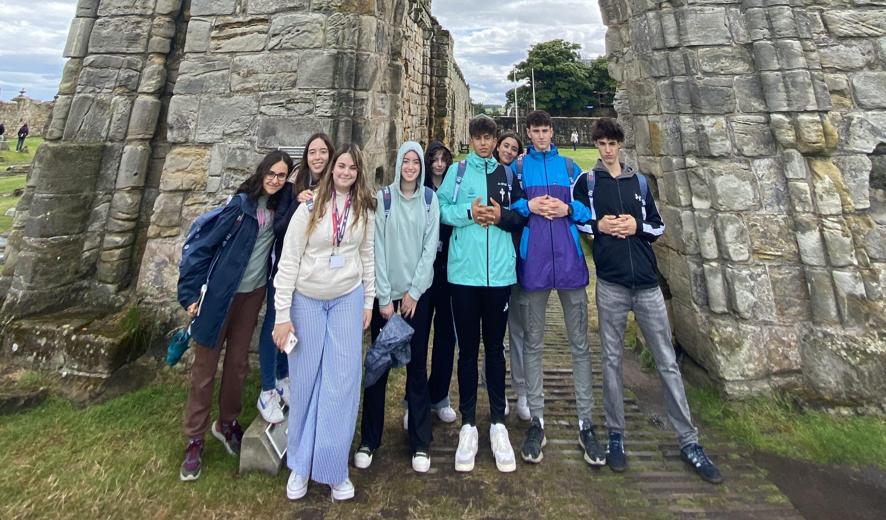 ’24 Edimburgo 3- Disfrutando Glasgow, St. Andrews y ¡la música!