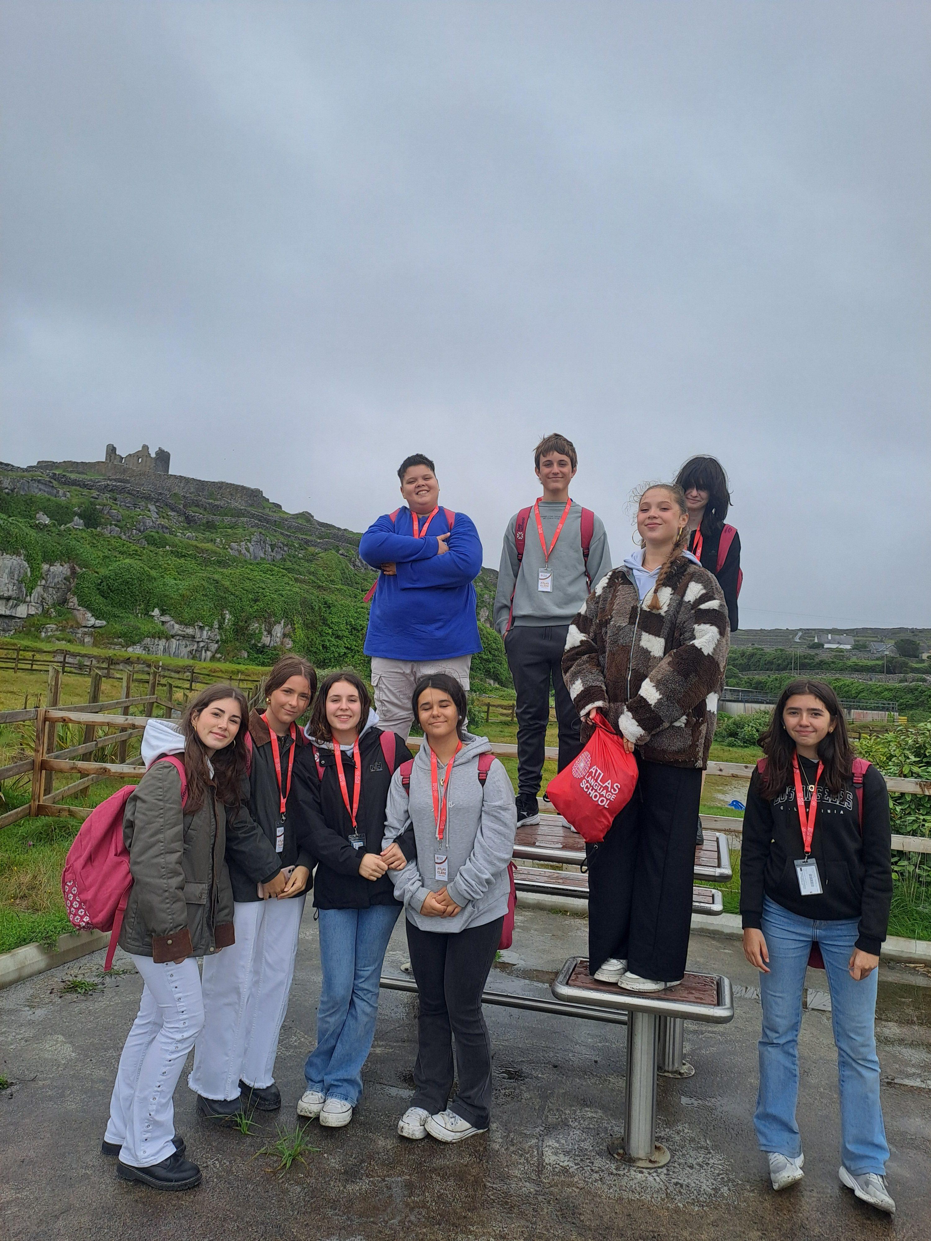 ’25 Ennis 2 – Graffitis, acantilados de Moher, paseo a caballo y Galway!