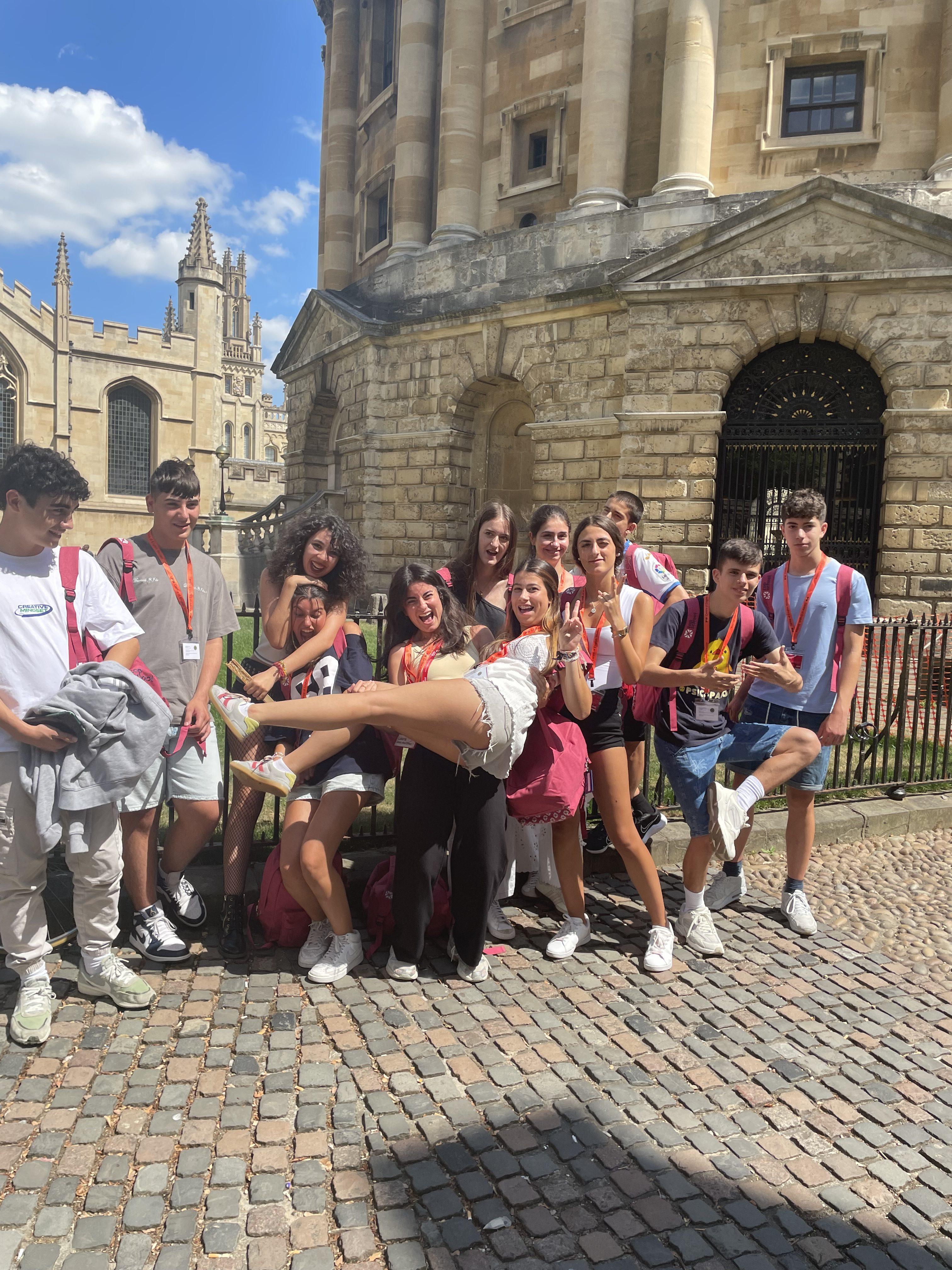 ´25 Oxford 1 – Primera semana, solazo, flores y ¡mucha diversión!