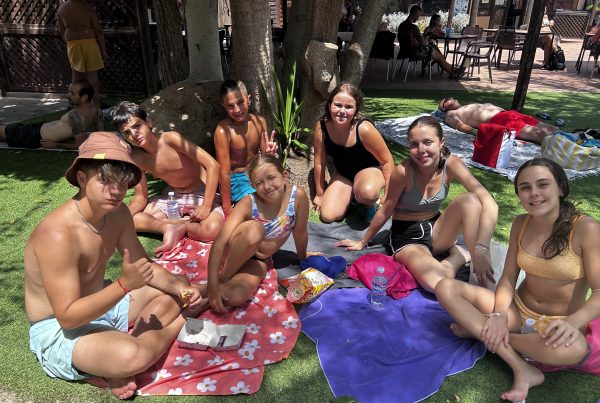 25′ Costa Blanca Camp 4 – ¡Semana de granja, surf, Aquópolis y mucha diversión!